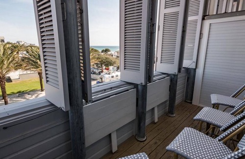 Seaside Condo | Tresor de la Mer 25 Central Square Unit 304 By Dune Vacation Rentals