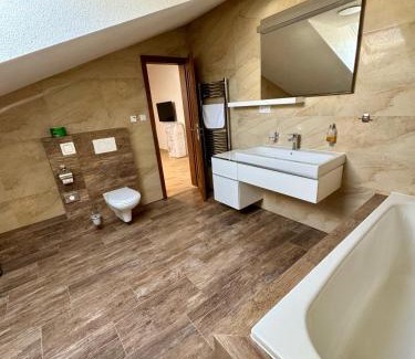 Smrecany House | Tri kopy* - penzión, reštaurácia a pizza