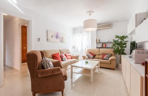 Triana Apartment | TRIANA WITH FREE PARKING