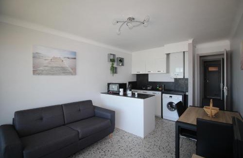 La Jetee Apartment | TRIDENT - T2 avec vue sur la marina et à deux pas de la plage