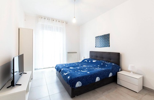Opera Apartment | Trilocale Noverasco IEO 1