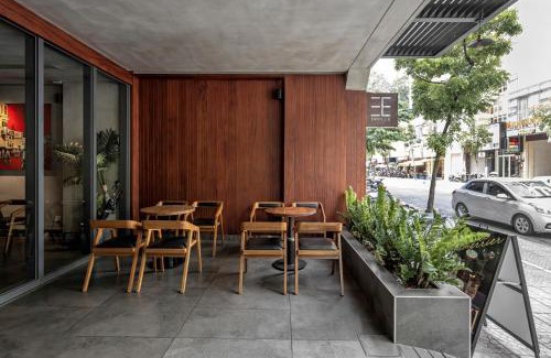 Nguyen Thai Binh Hotel | Triple E Hotel Metro Ben Thanh