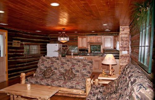 Estes Park House | Triple R Cottages- 8 cabin