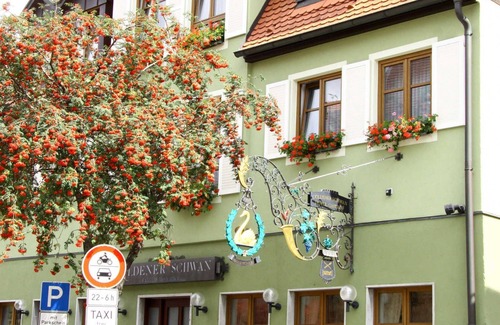 Bad Windsheim House | Triple Room 2 - Hotel Garni Goldener Schwan