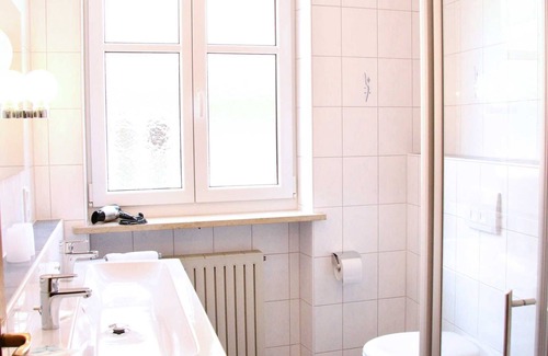 Bad Windsheim House | Triple Room 2 - Hotel Garni Goldener Schwan
