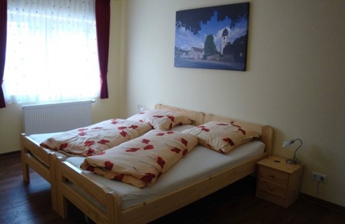 Lautertal Cottage | Triple room 42 - Guesthouses Am Nibelungensteig