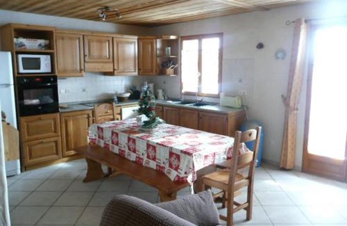 Valloire Apartment | Triplex 10 pers, Sud, proche télésiège et centre, parking, animaux OK - FR-1-263-197