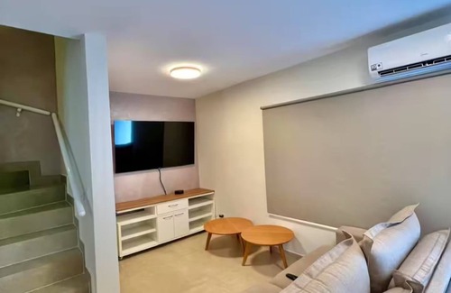 Jardim California House | Triplex House near the Sea