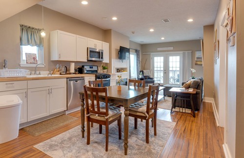 Mexican War Streets House | Triplex Minutes From Downtown! Great View! Free Parking