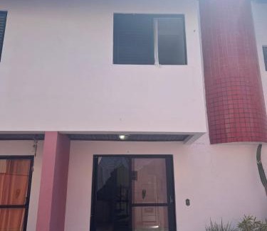 Caioba Apartment | Triplex White em Caiobá-Matinhos-Pr a 200 mt do mar