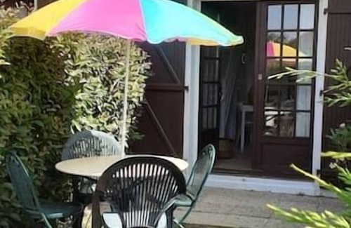 Courseulles-sur-Mer House | Triplex with garden - wifi - 400m from the beach