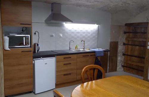 Civray-de-Touraine House | Troglo De Denise