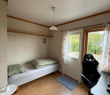 Tromsdalen House | Tromsø pearl near mountains, city life and northern lights