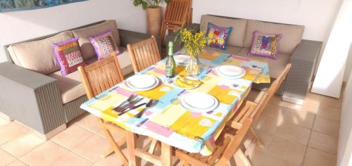 Velilla-Taramay Apartment | Tropical Andalusian place