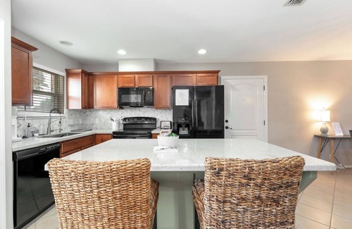 Laguna Vista House | Tropical Casita located in South Padre Island Golf Community
