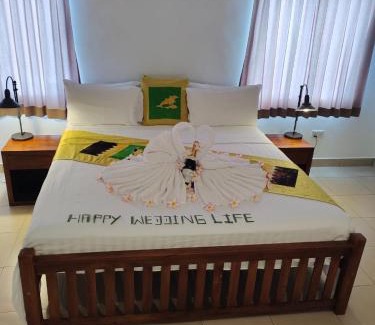 Beau Vallon Apartment | Tropical Hideaway