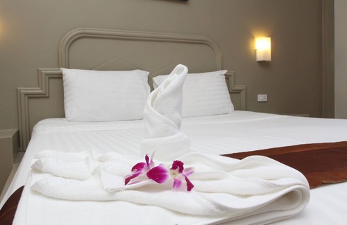 Maret Hotel | Tropical Palm Resort