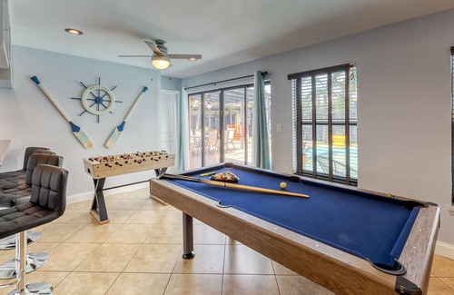 Central Corals House | Tropical pool/game home/minutes from beach and Wilton Manors