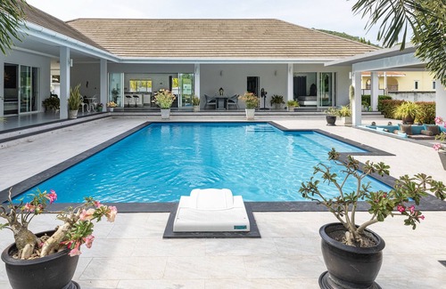 Thong Krut Villa | Tropical Private Pool Villa Koh Samui
