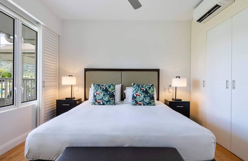 Palm Cove Resort | Tropical Rooftop Paradise at The Beach Club