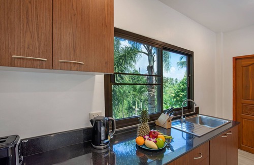 Rawai Villa | Tropical Vibe 5BR Pool Villa Nikkie 3