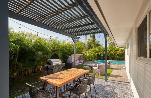 North Miami Villa | Tropical Vibes New Luxe Villa