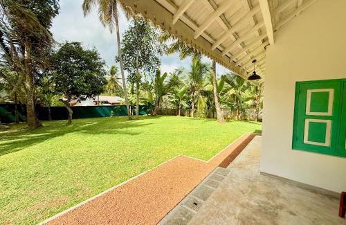 Ambalangoda Bed & Breakfast | Tropicana Hideaway Hikkaduwa