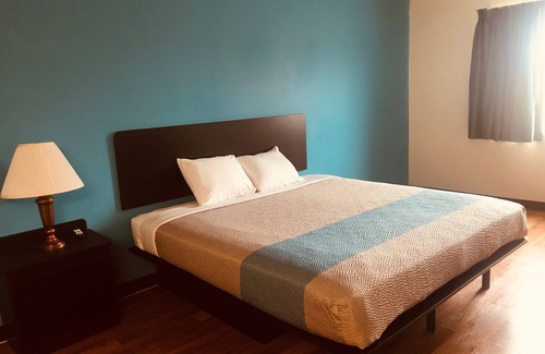 Troy Hotel | Troy Inn and Suites