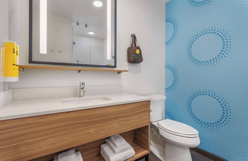 Janesville Hotel | Tru By Hilton Janesville