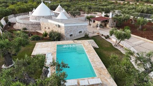 Castellana Grotte Apartment | Trulli Lisanna - Exclusive Trulli With Private Pool