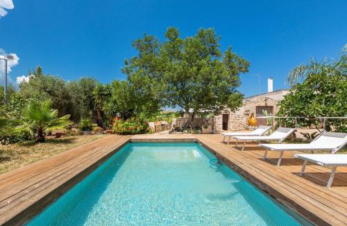 San Michele Salentino House | Trullo Kalia by BarbarHouse
