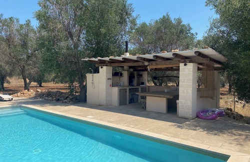 Francavilla Fontana House | Trullo 'L' Estate' with Private Pool, Wi-Fi and Air Conditioning