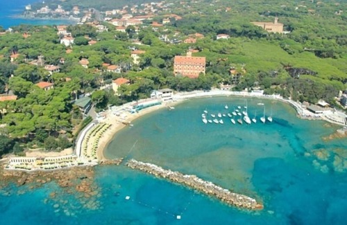 Castiglioncello Apartment | Truly 100 MT. from the SEA and BEACH + stunning SEA VIEW