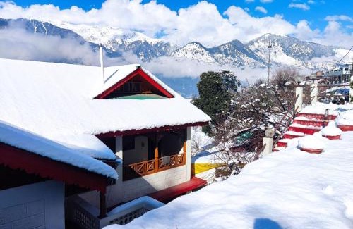 Naggar House | TSUKIMI Homestay, Naggar, Manali