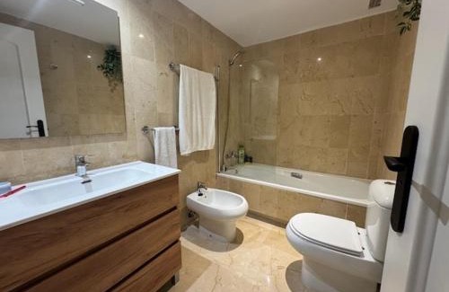 Guadalmina Apartment | Tu descanso en Marbella, relax, golf y playa