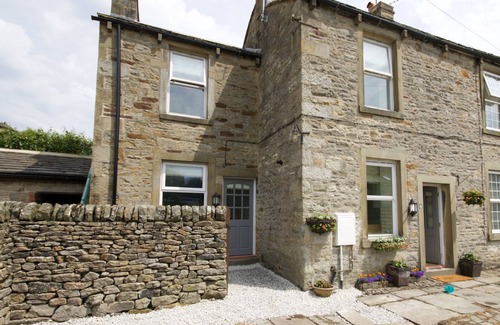 Grassington Cottage | Tucked Away Cottage, Beautiful cottage in central Grassington with parking