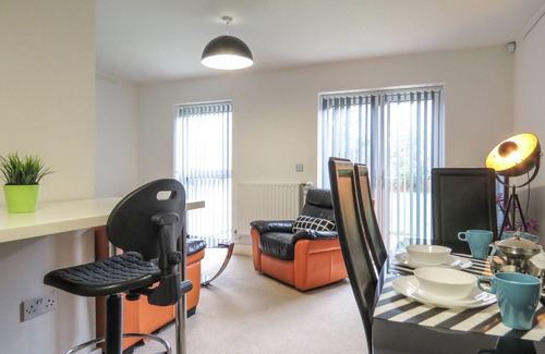 The Westside House | Tudors eSuites Park Central Townhouse Garden and Parking