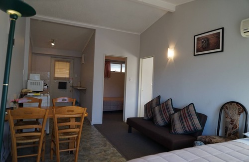 Upper Riccarton Hotel | Tui Lodge Motel