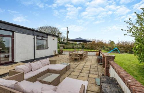 Bude House | Tumbles Lodge