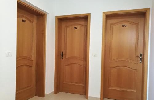 Koper Hotel | Turistična kmetija MLIN