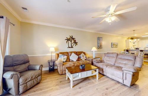 Central Myrtle Beach Apartment | Turtle Cove #204