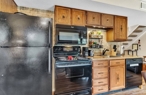 Table Rock Condo | Tuscany On Taneycomo 2 Bedroom Condo by RedAwning