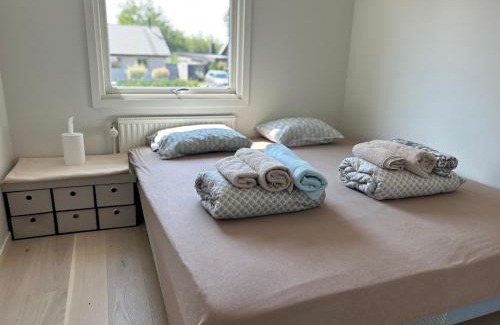 Kalmar House | Två sovrum fyra sängar Koppla av med hela familjen i detta fridfulla boende