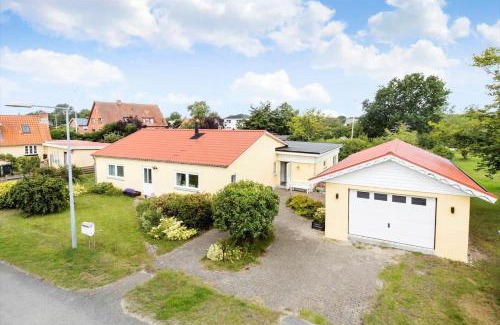 Jerup House | TV1552-Jerup-Badhusvej-3