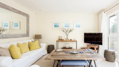 Poole House | Twin Palms