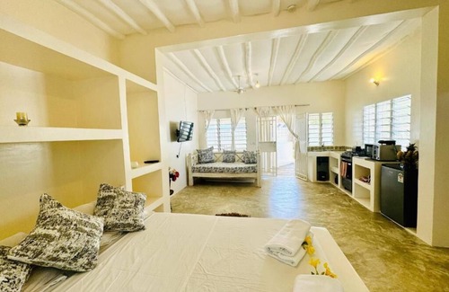 Watamu Bed & Breakfast | Two bed rooms ensuite with bathroom #2