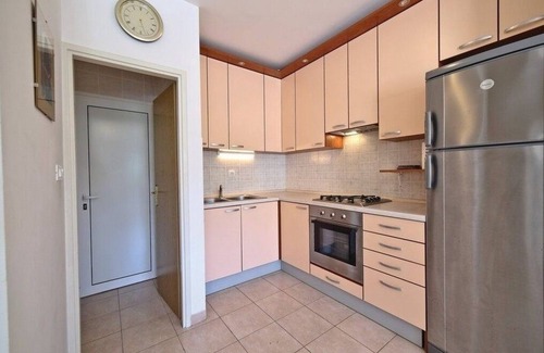 Veliki Drvenik Apartment | Two bedroom apartment with terrace and sea view Drvenik Veliki, Drvenik (A-23892-a)