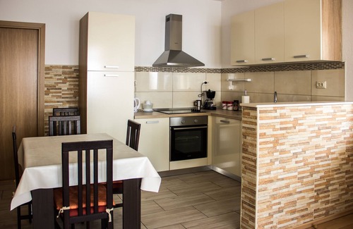 Senj House | Two-bedroom apartment in Senj with sea view