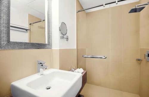 Al Barsha 1 Hotel | Two Bedroom Apartment Near Mashreq Metro By E R