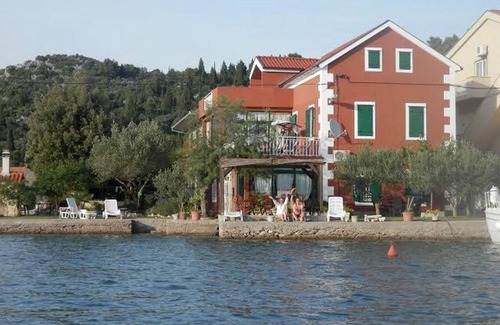 Blace Apartment | Two bedroom apartment near beach Blace, Neretva Delta - Ušće Neretve (A-16068-a)